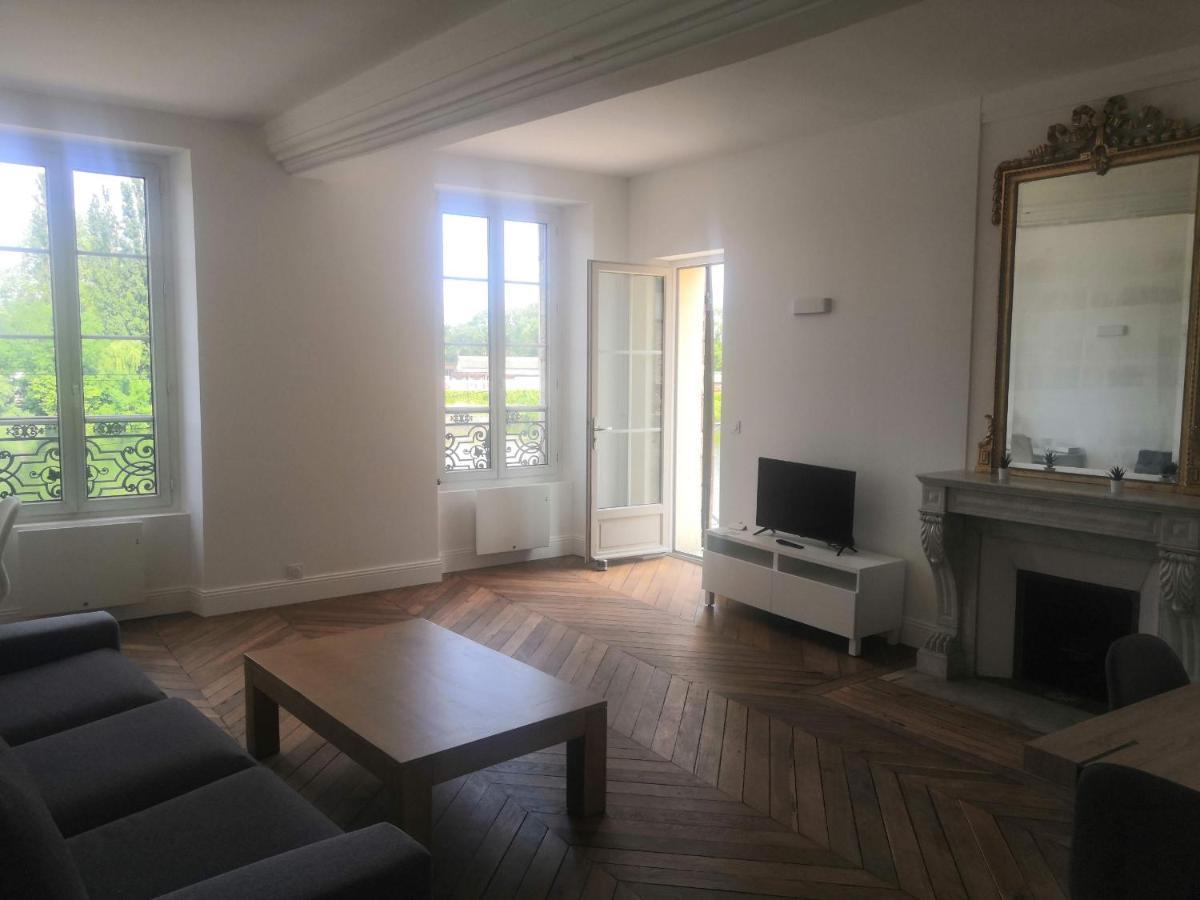 Grand 2P Terrasse Bord De Seine Appartement Mantes-la-Jolie Buitenkant foto